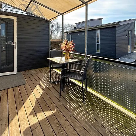 Beautiful In With Indoor Swimming Pool *