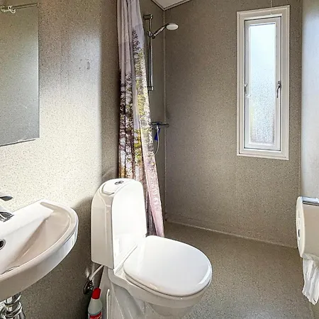 Beautiful In With Indoor Swimming Pool Holiday home *